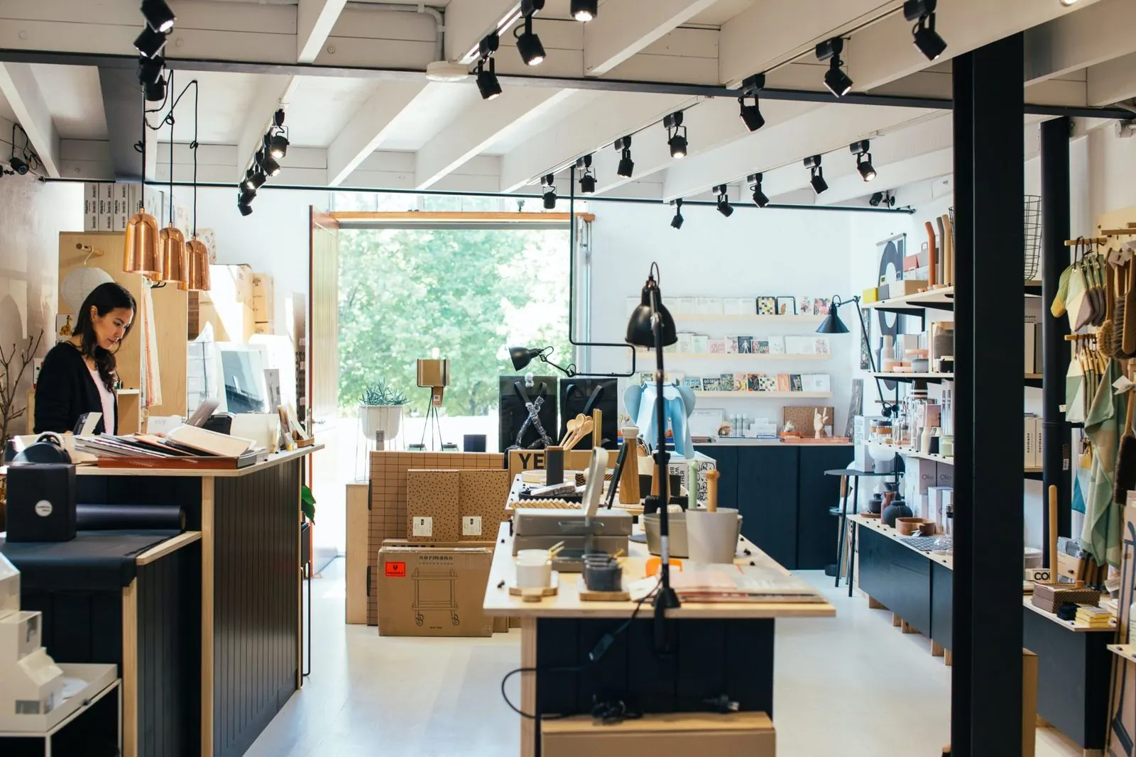 Creating A Seamless Point Of Sale: Teamwork + Epson